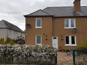 Spacious 2 double bedrooms house for a relaxing stay.